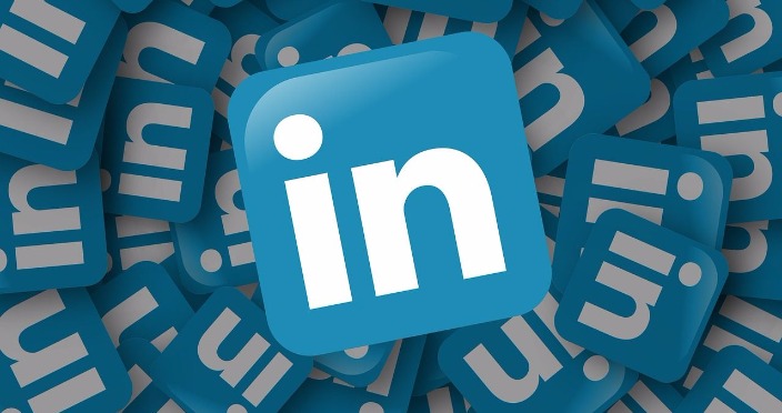 LinkedIn je „poslovni Facebook”